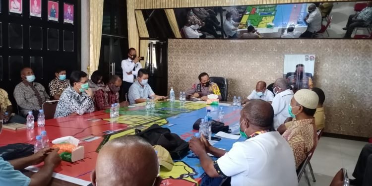 KAPOLRES NABIRE AJAK FKUB UNTUK CIPTAKAN NABIRE TANAH DAMAI