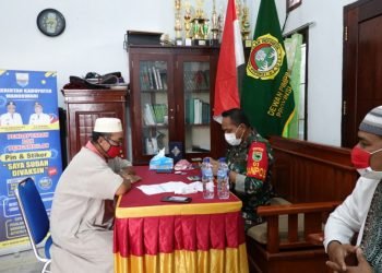 Dukung program vaksinasi, warga LDII Manokwari terima pin dan striker “saya sudah divaksin”