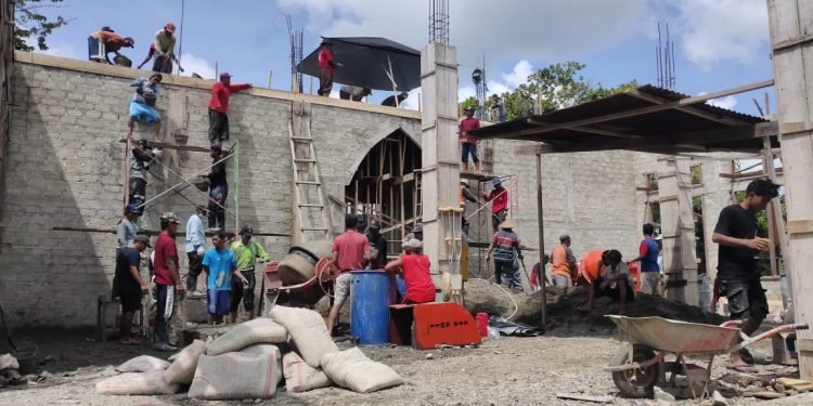 Pengecoran Atap Masjid Al-Manshurin