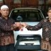 Bantuan Mobil Operasional oleh Dewan Penasehat LDII Kabupaten di terima Oleh Ketua LDII Nabire