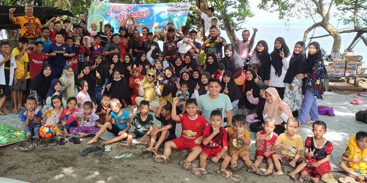 Keceriaan Warga Masjid Al-Muttaqin Bumiwonorejo