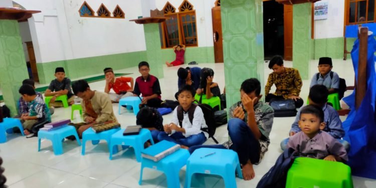 ARBI MUHLIS : HAFIDZ AL-QUR’AN UNTUK MASA DEPAN INDONESIA