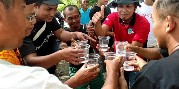 Gallery Dokumentasi Family Gathering DKM Al-Muttaqin Bumiwonorejo di Pante Naomi