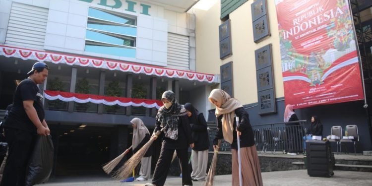 Lestarikan Nilai-nilai Luhur Bangsa, LDII Helat Kerja Bakti Nasional