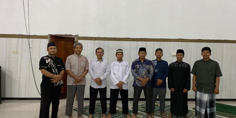 Fokus Bina Generus, LDII Kalisemen Rutin Musyawarah 5 Unsur