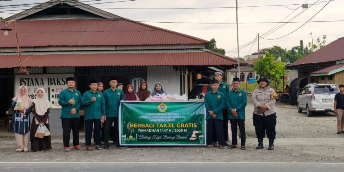 Tebar Kebaikan di Bulan Suci, LDII Nabire Bagikan 1.100 Paket Takjil Gratis