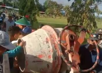 LDII Kalisemen dan Warga Kompak Kerja Bakti Renovasi Makam