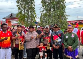 Ratusan Warga LDII Nabire Barat Antusias Ikuti Jalan Santai Sambut HUT ke-81 RI